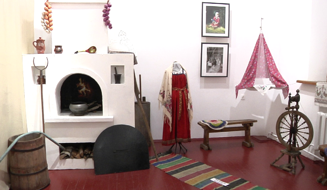 «В крестьянской избе»: в новокузнецком музее-заповеднике воссоздали атмосферу жизни и быта наших предков