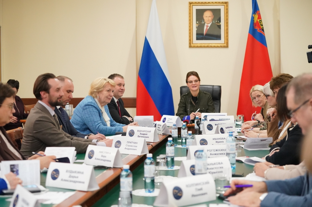 В Кемерове прошло заседание Совета по вопросам попечительства в социальной сфере