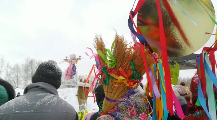 В Новокузнецке во всех районах пройдут народные гулянья на Масленицу
