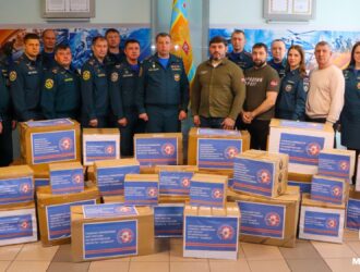 Сотрудники МЧС Кузбасса отправили гуманитарную помощь бойцам в зону спецоперации