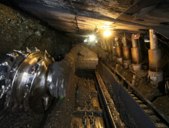 Горняки шахты им. С.М. Кирова досрочно выполняют планы по добыче и проходке