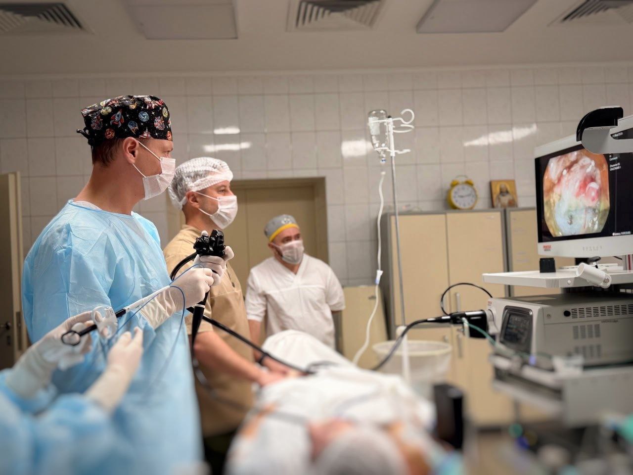 Новокузнецкие врачи начали проводить сложные операции «через замочную скважину»