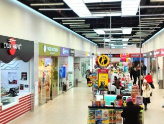 «Великий и могучий»: спешат ли кемеровские предприниматели менять вывески после выхода новых поправок?  