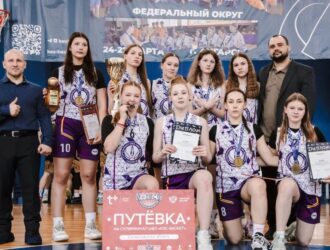 Кемеровские школьницы победили на чемпионате Сибири по баскетболу
