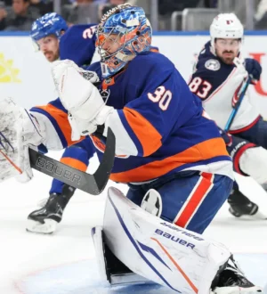 Илья Сорокин отстоял на «ноль» в матче НХЛ