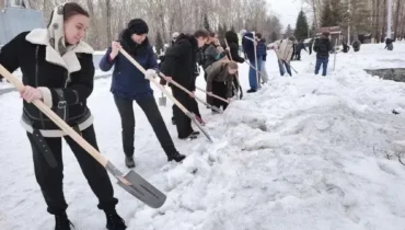 На первый Всекузбасский субботник вышли почти 80 тысяч жителей региона