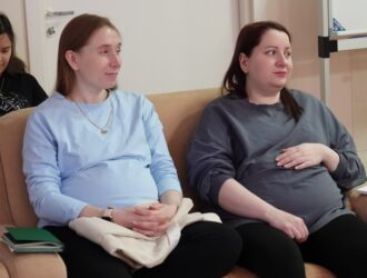 Более тысячи кузбассовцев прошли обучение в школах будущих родителей Кузбасса с начала года