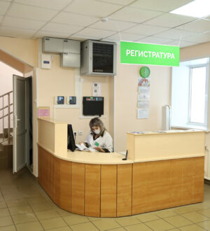 В Прокопьевске после первого за полвека капремонта открылась детская поликлиника №3