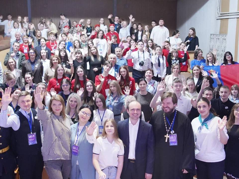 Активисты детских медиацентров Кузбасса стали участниками медиафорума «Блогинг»