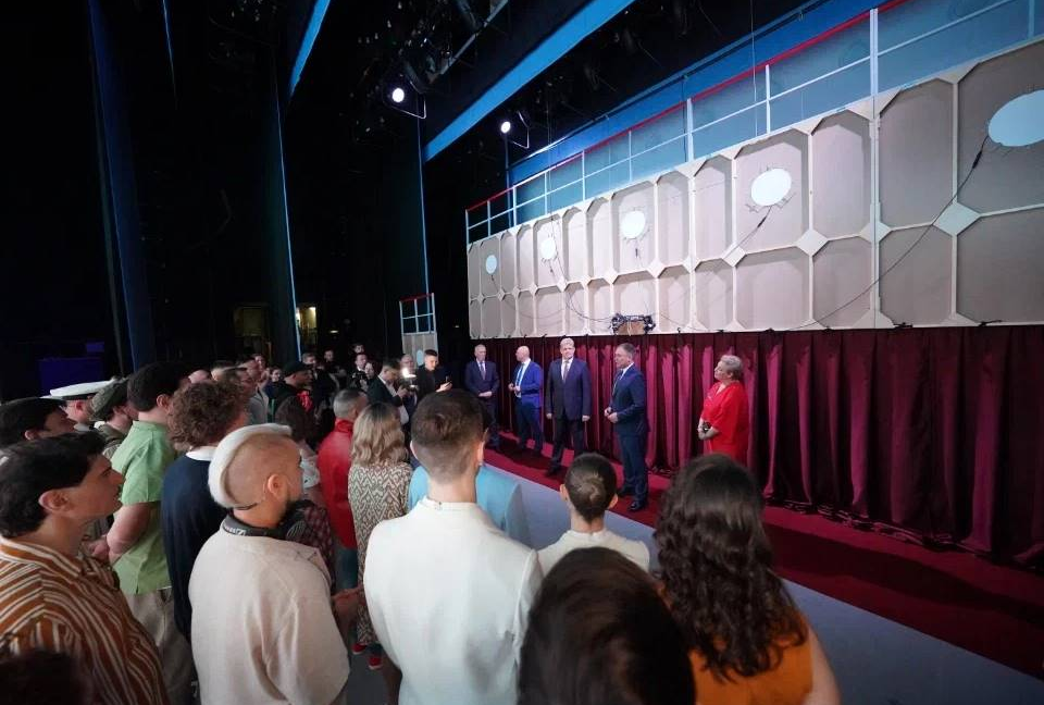 Губернатор поздравил работников культуры Кузбасса с профессиональными праздниками