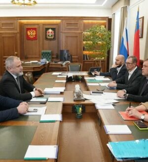 Илья Середюк встретился с руководством компании X5 Group