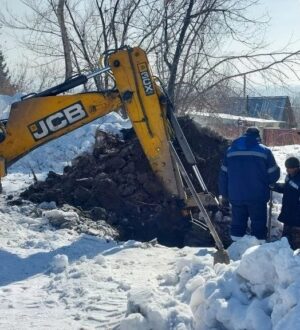 В Новокузнецком округе устраняют промерзание на сетях холодного водоснабжения