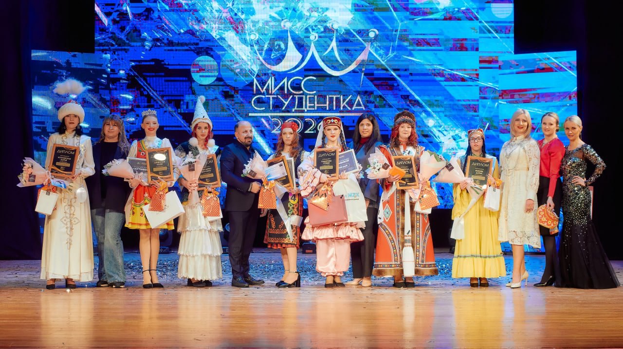 В Междуреченске впервые выбирали самых красивых и творческих студенток