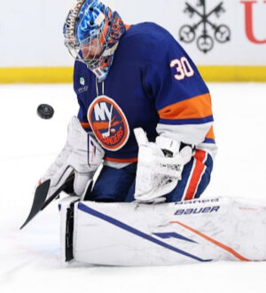 Илья Сорокин помог «Айлендерс» одержать гостевую победу