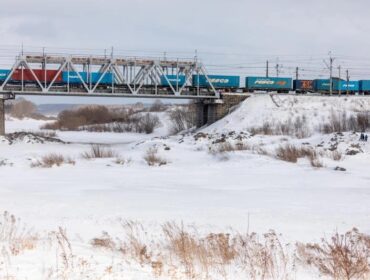 Кузбасские железнодорожники создают противоразмывные поезда