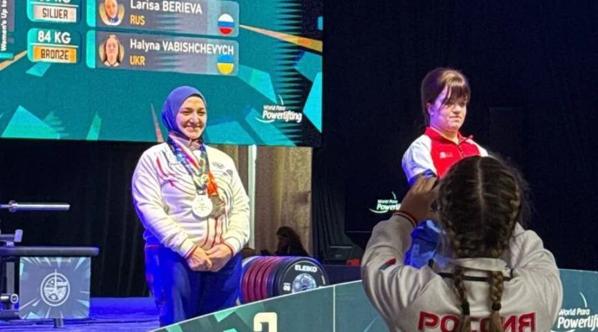 Новокузнечанка Лариса Бериева взяла две медали на чемпионате Европы по пауэрлифтингу