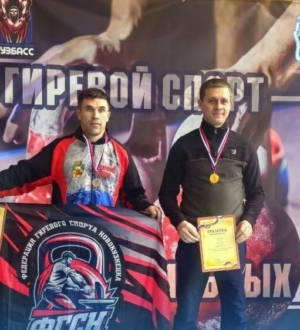 Новокузнецкие спортсмены стали победителями Кубка Кузбасса по гиревому спорту