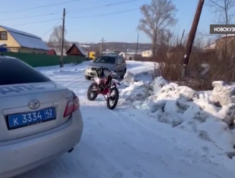 В Новокузнецке поймали несовершеннолетнего за рулем кроссового мотоцикла