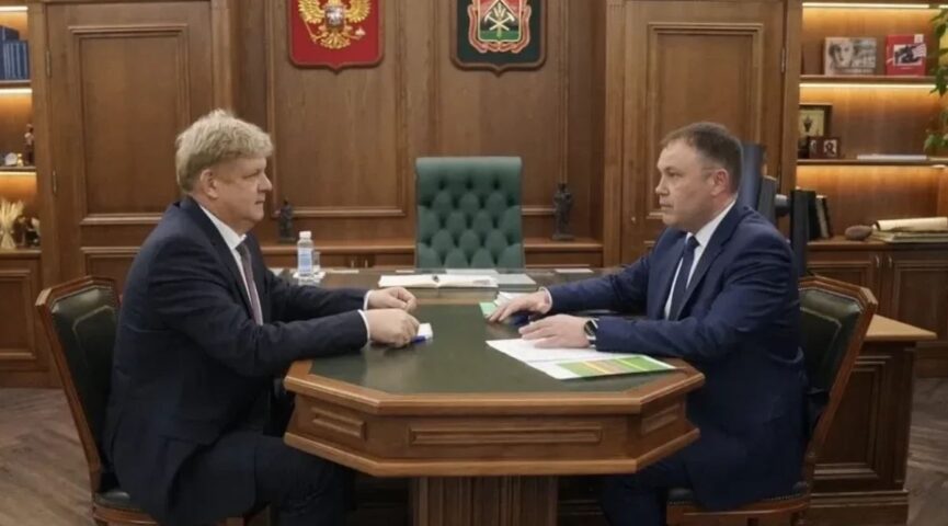 Илья Середюк обсудил ситуацию в угольной отрасли Кузбасса с полпредом Анатолием Серышевым