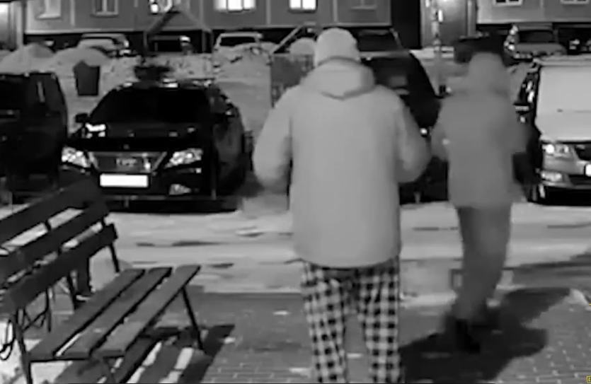 Полицейские Новокузнецка задержали курьера, который по указке мошенников забрал у пенсионера почти 1 миллион рублей