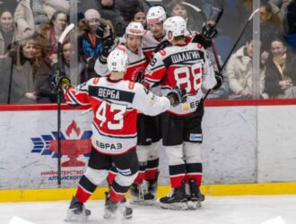 Новокузнецкий «Металлург» одержал победу над «Динамо-Алтай»