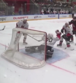 Голкипер «Кузнецких Медведей» Лев Хашин дважды отметился в ТОП-10 лучших спасений февраля