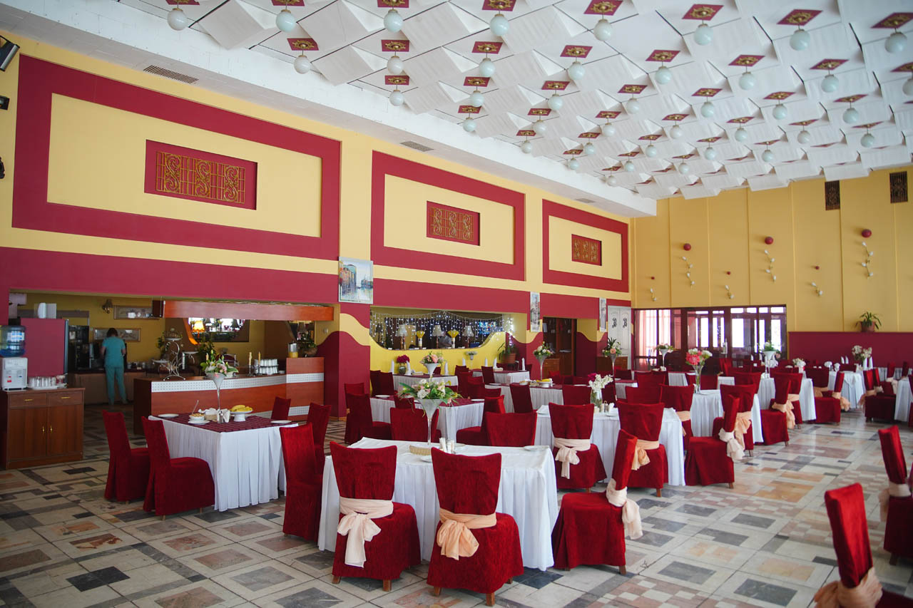 «Еда в большом городе»: бизнес-ланч в ресторане «Кузбасс» 