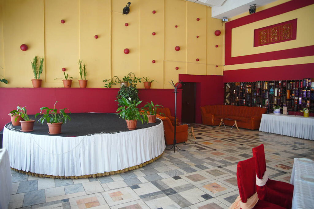 «Еда в большом городе»: бизнес-ланч в ресторане «Кузбасс» 