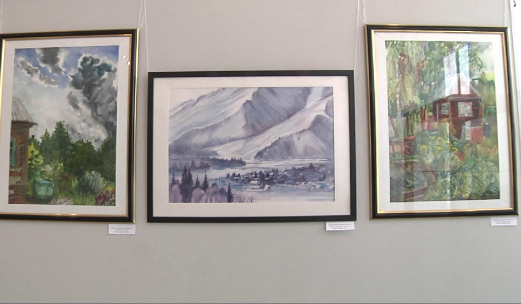 Яркая,  насыщенная, легкая: в Новокузнецке открыли традиционную весеннюю выставку