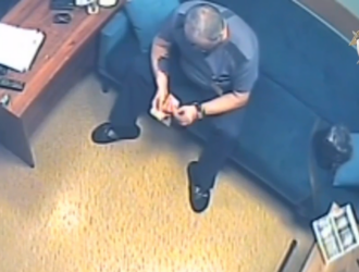 В Кузбассе главному врачу одной из больниц грозит 12 лет заключения за взятки