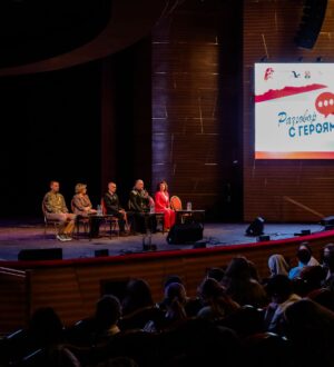 Молодые кемеровчане встретились с ветераном СВО и работавшей в ДНР медсестрой