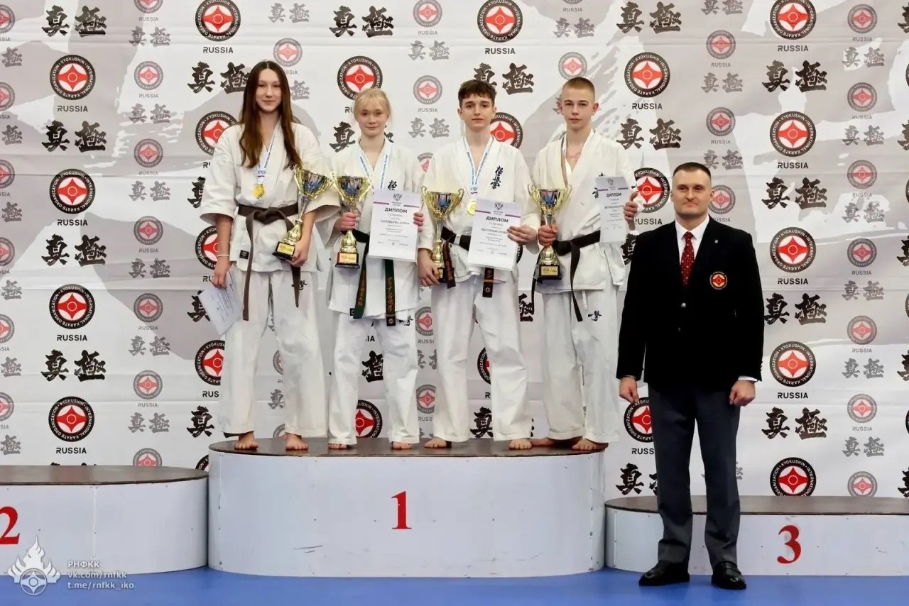 Новокузнецкие каратисты завоевали медали первенства России