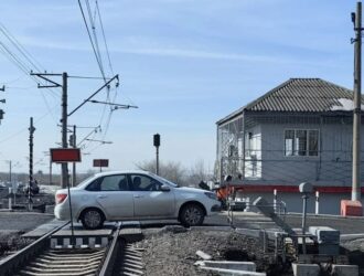 В Кузбассе на трех железнодорожных переездах ужесточили контроль за автомобилями