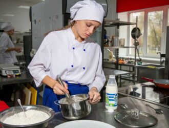 Свыше 1 тысячи студентов бесплатно научат рабочим профессиям в Кузбассе