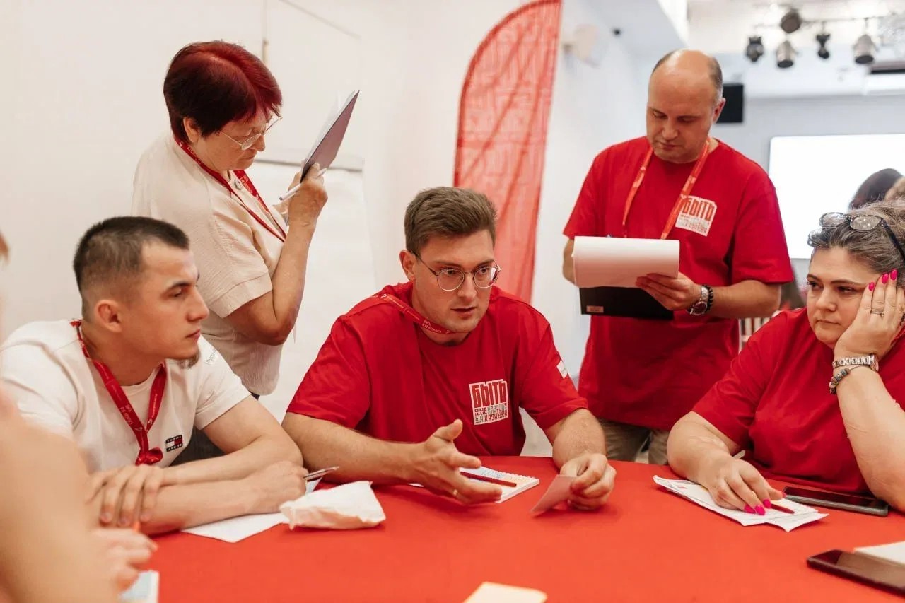 Кузбасс — среди лидеров по количеству поданных заявок на конкурс наставников «Быть, а не казаться»