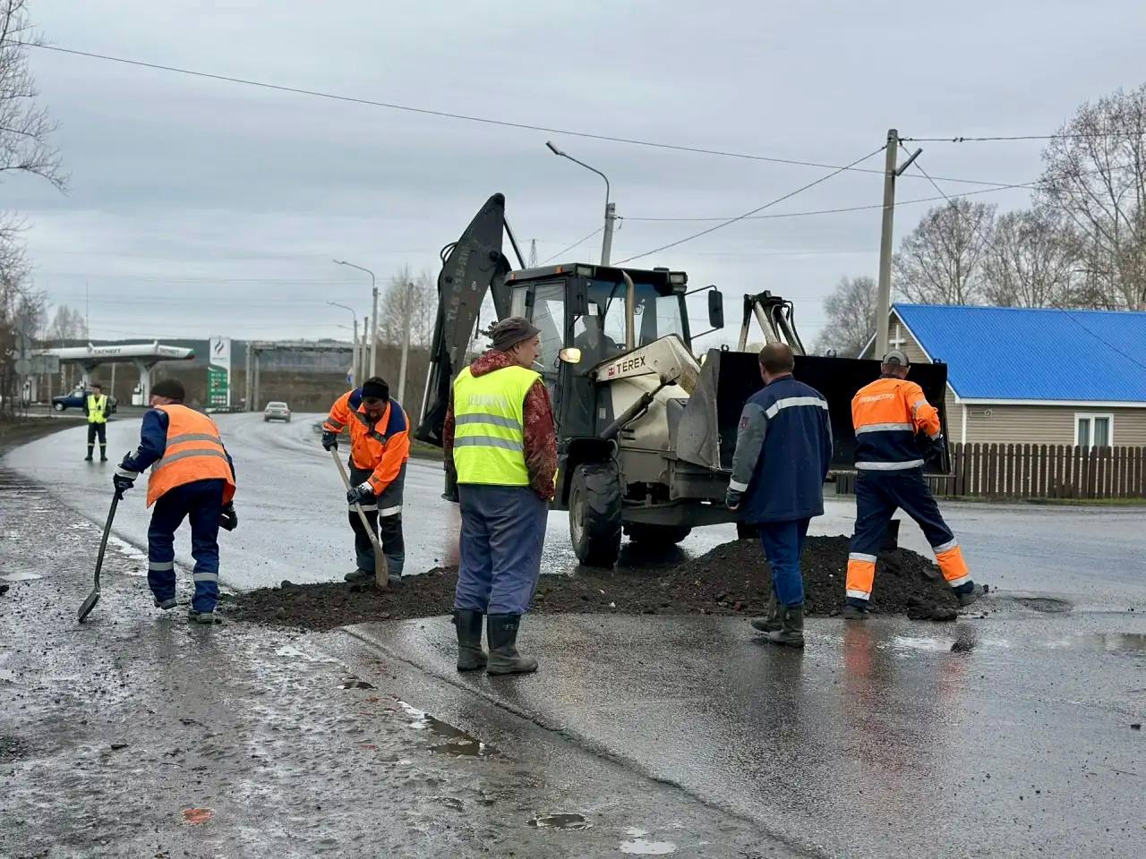 В Кузбассе просела в грунт еще одна дорога