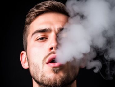 Российским регионам хотят дать право самостоятельно запрещать продажу вейпов