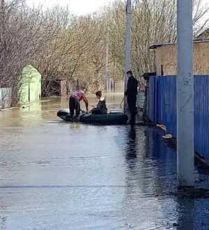 В беловском «Треугольнике» затопило 11 домов и 100 огородов
