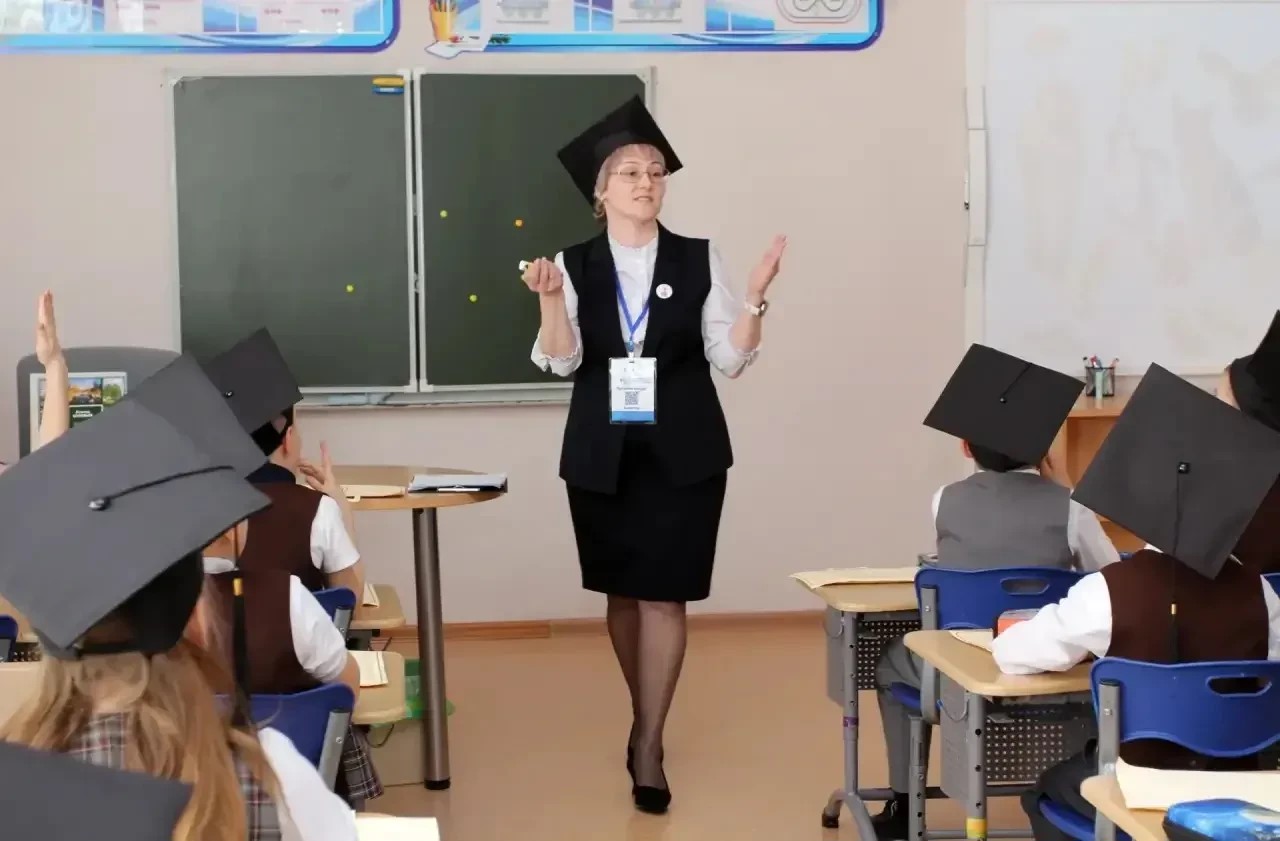 Педагоги Кузбасса вступили в борьбу за звание лучших на региональном уровне