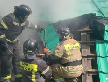 При пожаре в Кузбассе спаслись 6 человек