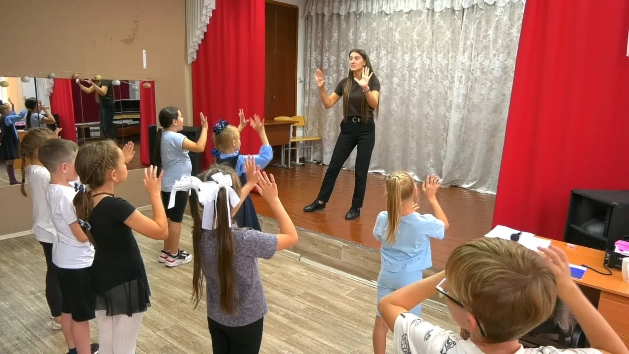 В Кузбассе работникам культуры снова предлагают 1 млн рублей за переезд на село