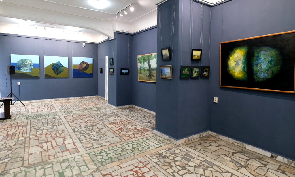 В Новокузнецке представлена персональная выставка Екатерины Чепис