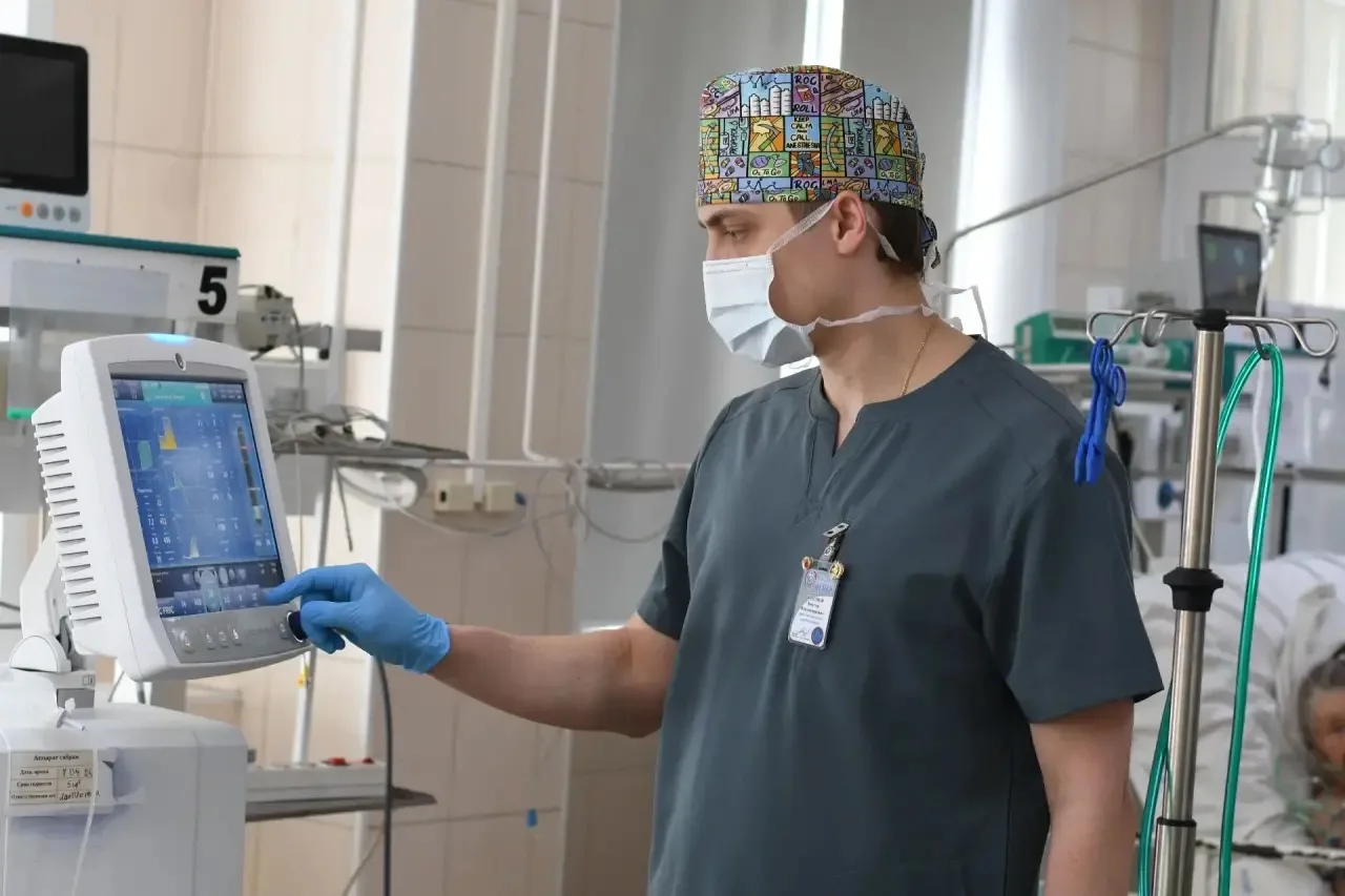  В Кузбассе вернули к жизни пациентку после остановки сердца на 71 минуту