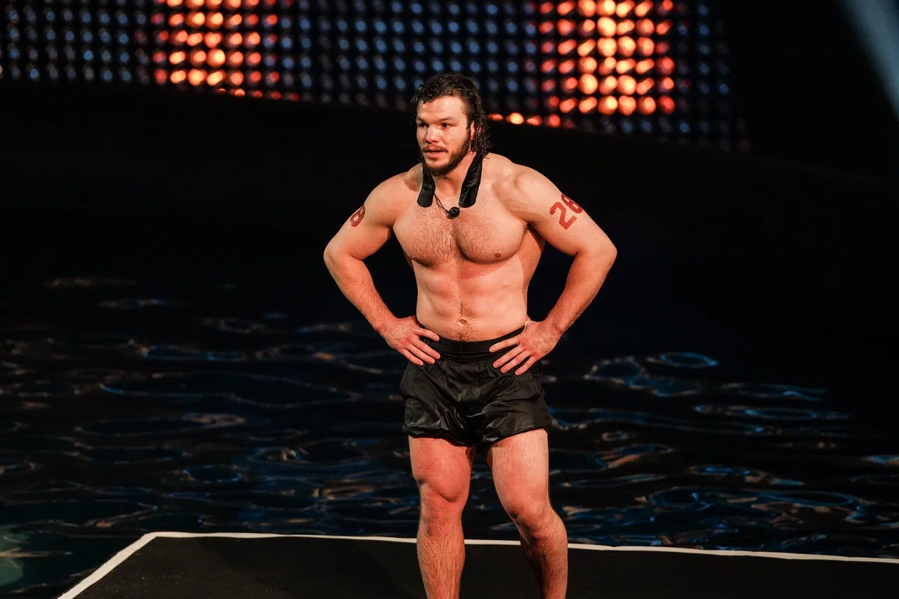 Спортсмен из Новокузнецка прошел в четвертьфинал в шоу «Титаны» на ТНТ