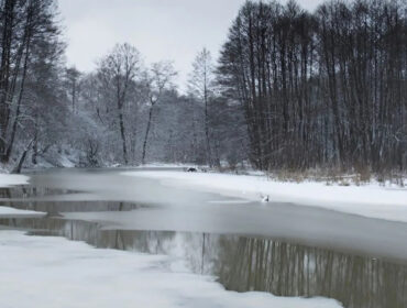 Девочка провалилась под лед на реке Уса в Междуреченске