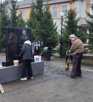Кузбассовцы вышли на Всероссийский субботник и стали участниками экоакции «Зеленая весна»