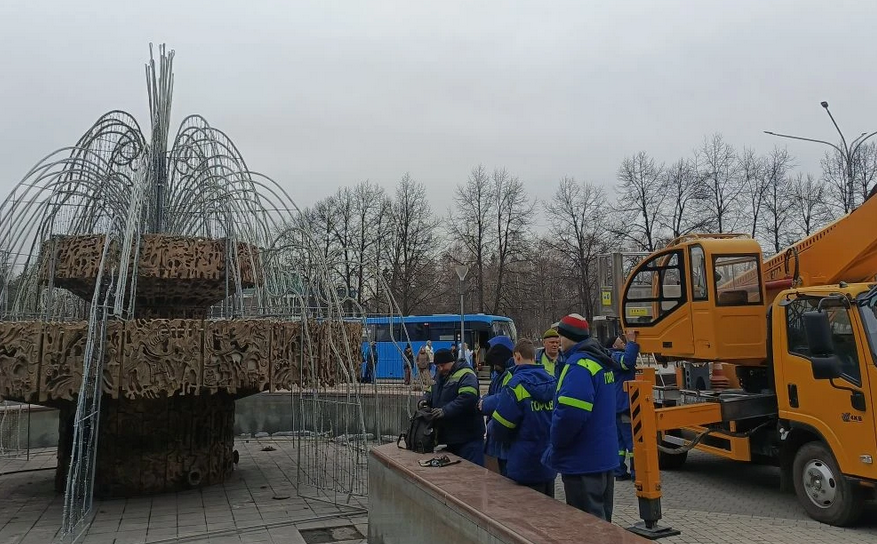 В Новокузнецке стартовала подготовка фонтанов к запуску
