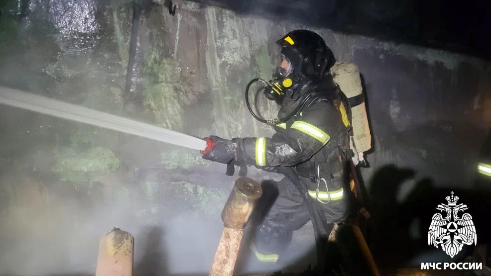 При пожаре в Юрге спасены три человека