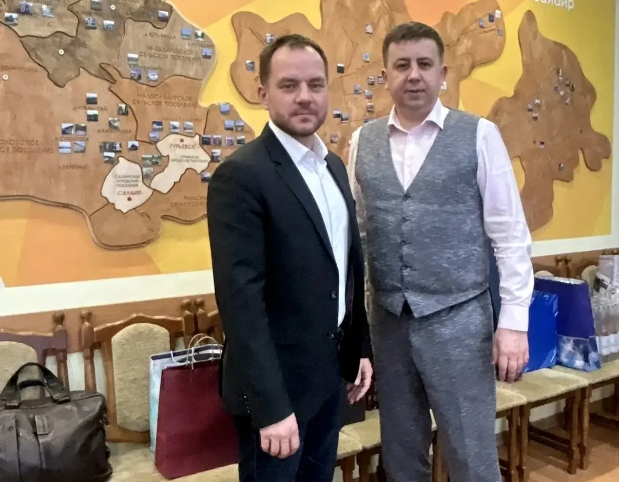 Главы Гурьевского и Междуреченского округов обменялись опытом