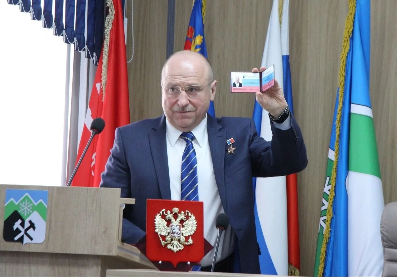 Владимир Макута вновь стал главой Таштагольского округа